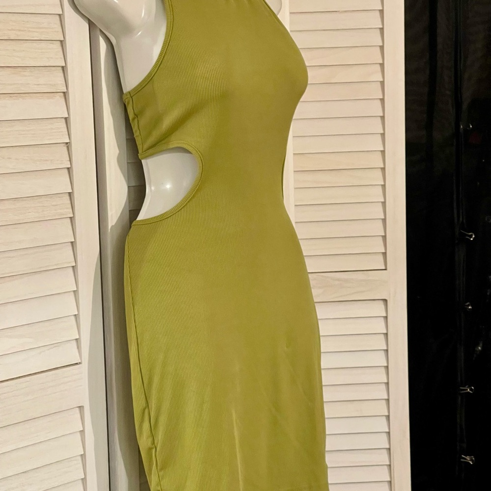 Green Halter Bodycon Dress with Cutout